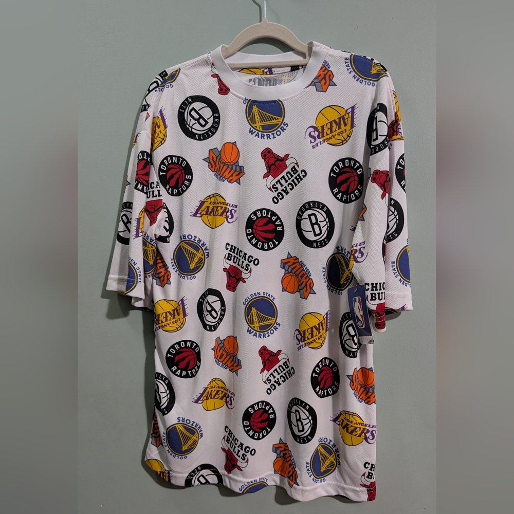 NBA Team logo Shirt Mens MEDIUM NEW *N10